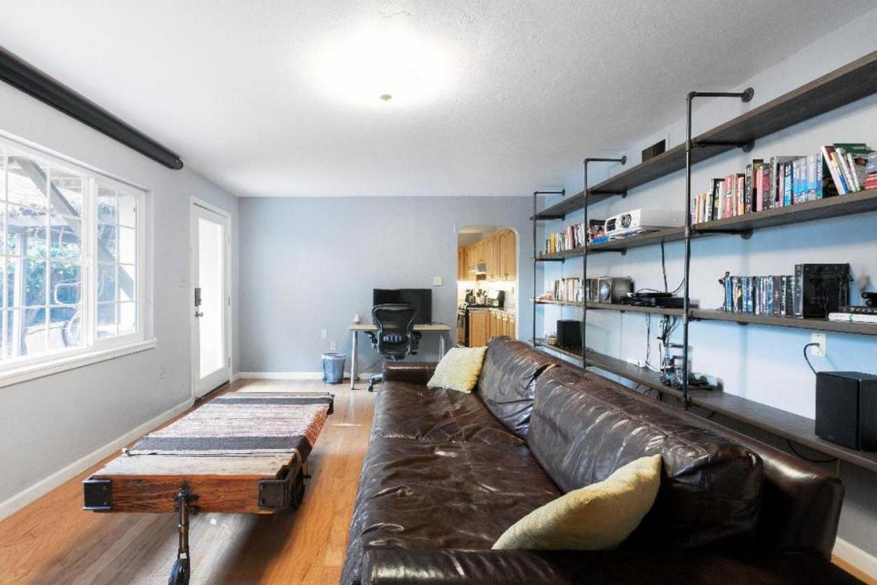 Large 1 Bedroom Apartment, Home Theater, Fireplace Berkeley Eksteriør bilde